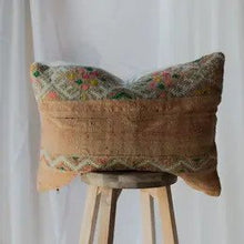 Load image into Gallery viewer, Vintage Kilim Moroccan Vintage Rug Pillow Cover in Peach, Pink, Green & Brown